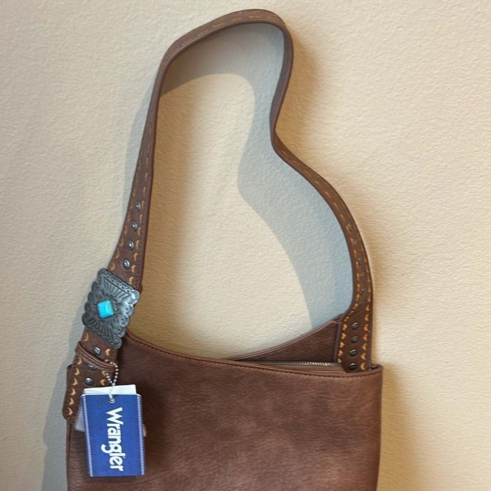 Wrangler Fringe Hobo Shoulder Bag with Studded Strap new Brown - Picture 6 of 8